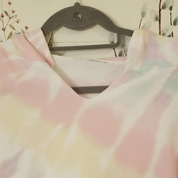 EUC Pastel Star Burst Swirl TieDye Kangaroo Hoodie - Picture 3 of 8